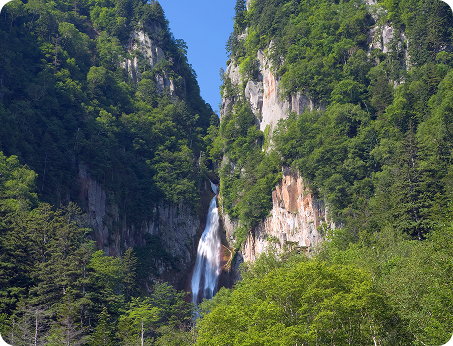 層雲峡峡谷の断崖